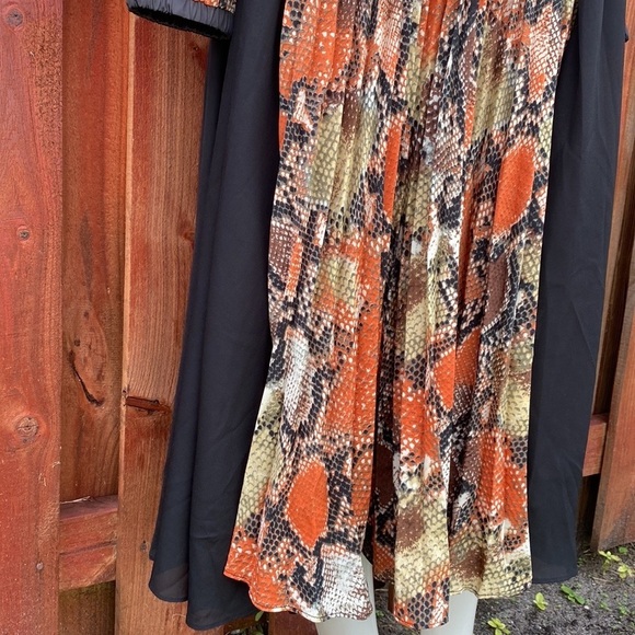 Tov Los Angeles Long Sleeve Snake Print Dress Size 44 - Picture 7 of 13